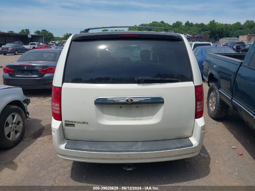 2010 Chrysler Town & Country Lx VIN: 2A4RR4DE7AR152319 Lot: 39620629