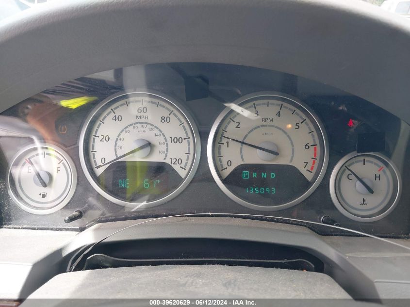 2010 Chrysler Town & Country Lx VIN: 2A4RR4DE7AR152319 Lot: 39620629