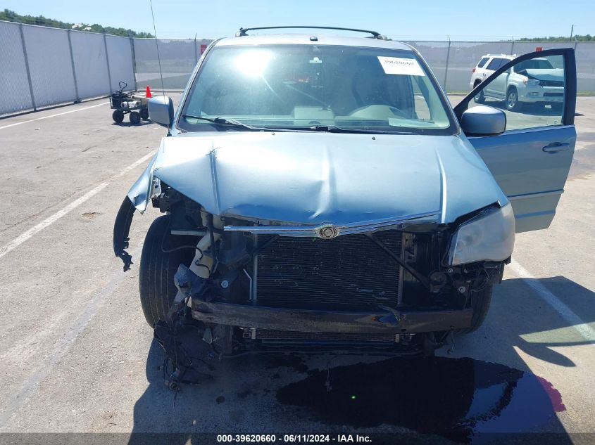 2008 Chrysler Town & Country Touring VIN: 2A8HR54P28R731682 Lot: 39620660