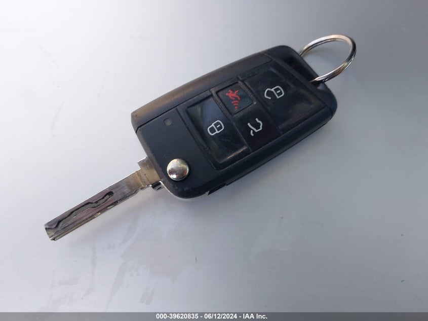 2020 Volkswagen Jetta 1.4T R-Line/1.4T S/1.4T Se VIN: 3VWCB7BU3LM060062 Lot: 39620835