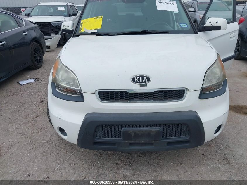 2010 Kia Soul + VIN: KNDJT2A25A7701262 Lot: 39620959