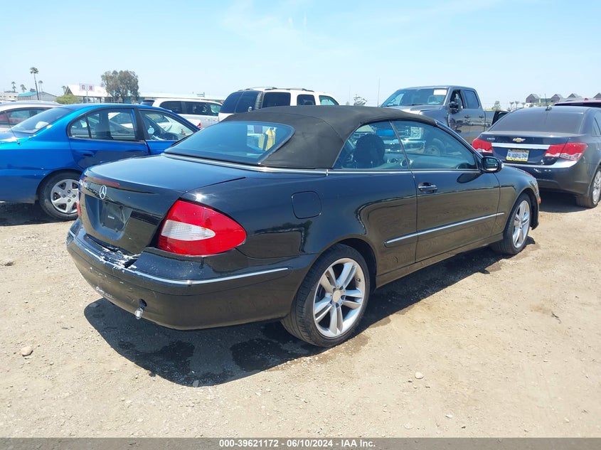 2008 Mercedes-Benz Clk 350 VIN: WDBTK56F88F247483 Lot: 39621172