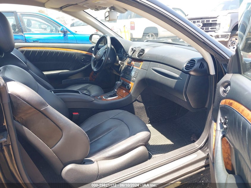 2008 Mercedes-Benz Clk 350 VIN: WDBTK56F88F247483 Lot: 39621172