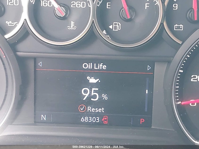 2021 Chevrolet Tahoe 2Wd Ls VIN: 1GNSCMKD2MR425705 Lot: 39621229