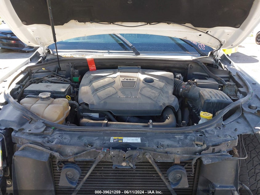 2014 Jeep Grand Cherokee Overland VIN: 1C4RJFCM3EC555391 Lot: 39621259