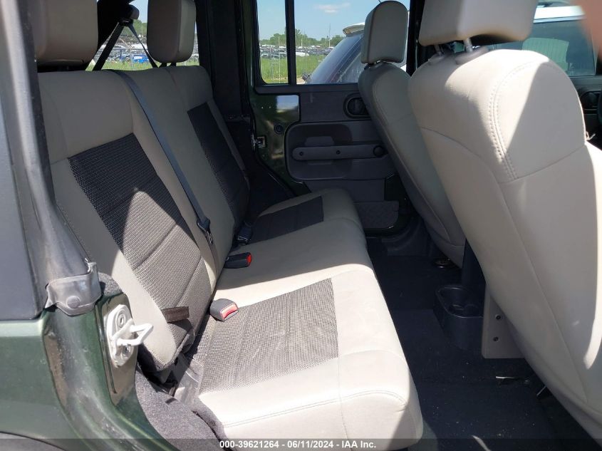 2008 Jeep Wrangler Unlimited X VIN: 1J4GA39108L529073 Lot: 39621264