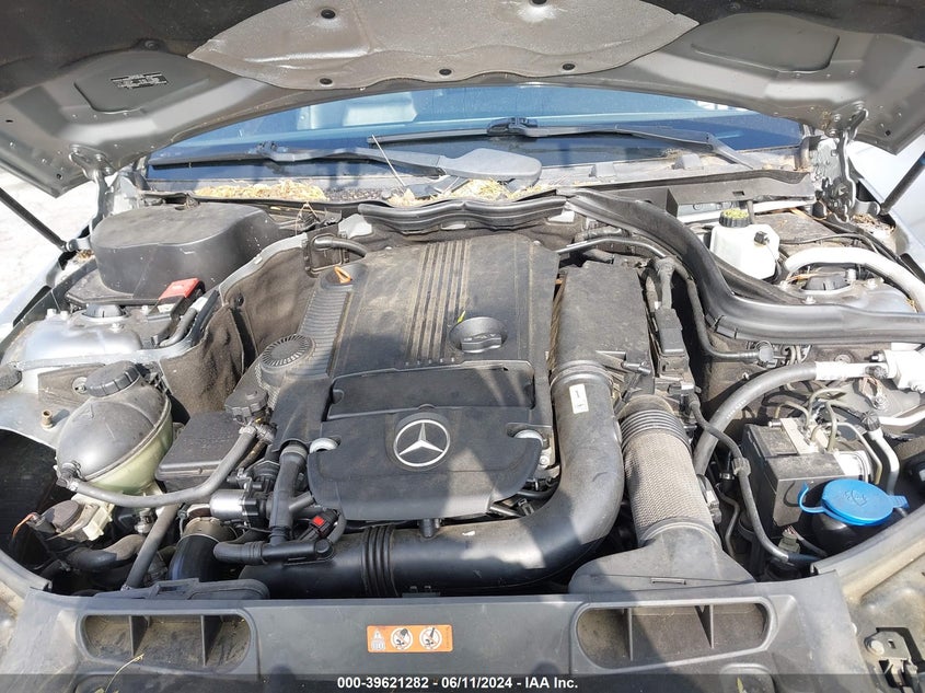 2012 Mercedes-Benz C 250 Luxury/Sport VIN: WDDGF4HB8CR196334 Lot: 39621282