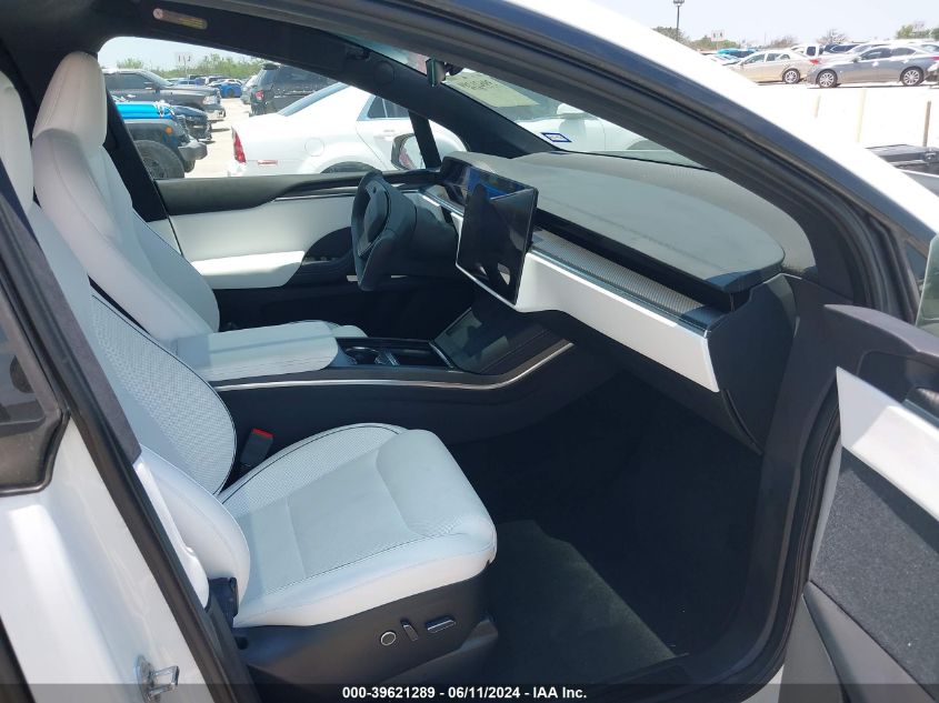 2024 Tesla Model X VIN: 7SAXCBE60RF439862 Lot: 39621289