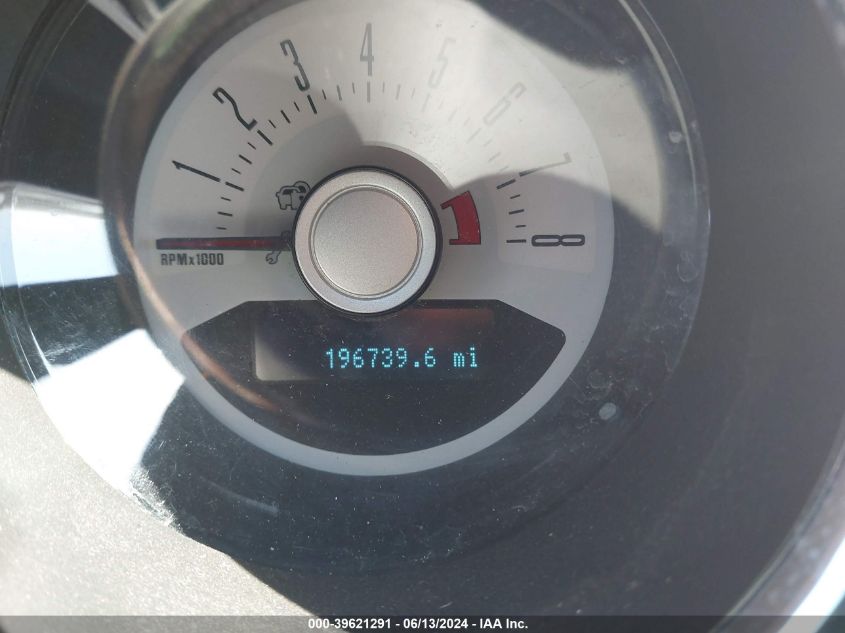 2012 Ford Mustang V6 Premium VIN: 1ZVBP8AM4C5240371 Lot: 39621291