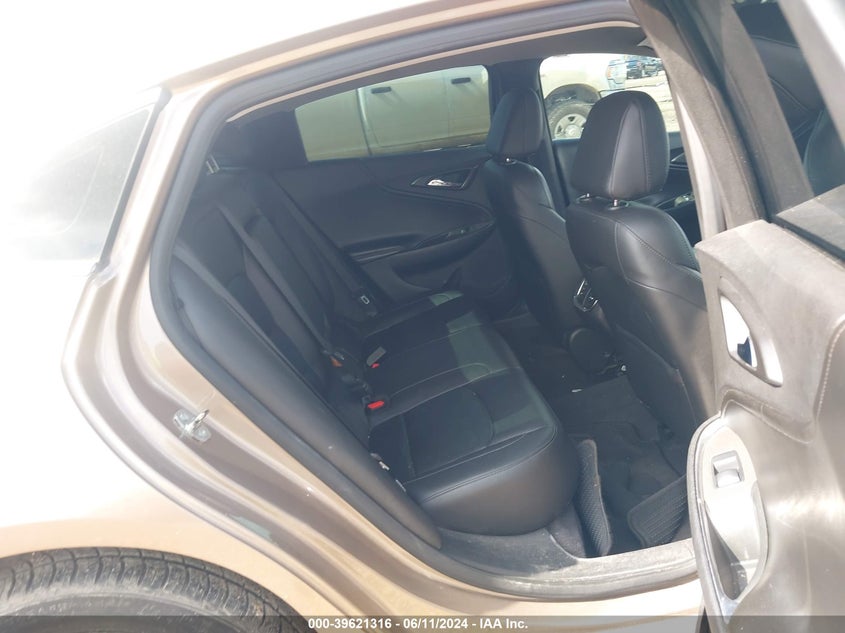 2018 Chevrolet Malibu Lt VIN: 1G1ZD5ST0JF291591 Lot: 39621316