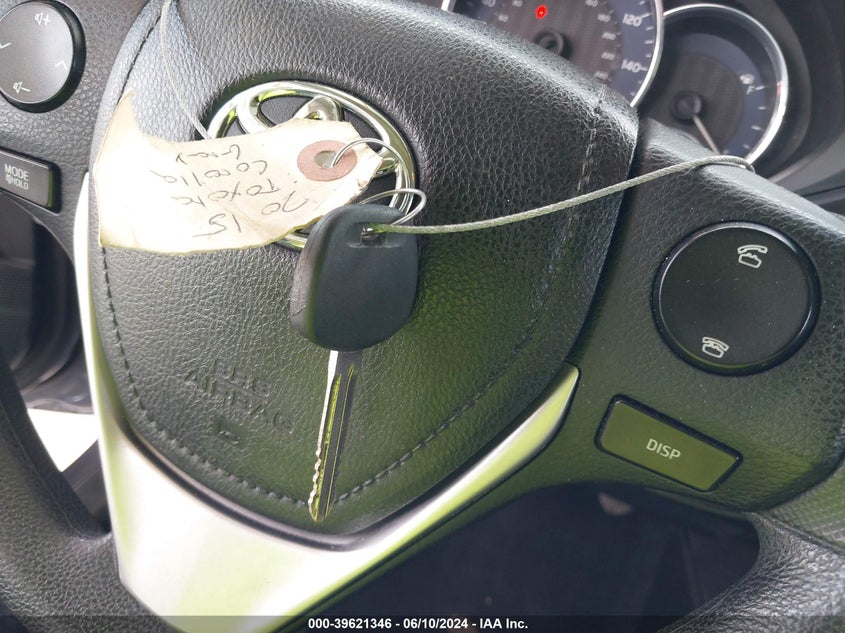 2015 Toyota Corolla L VIN: 5YFBURHE3FP364364 Lot: 39621346