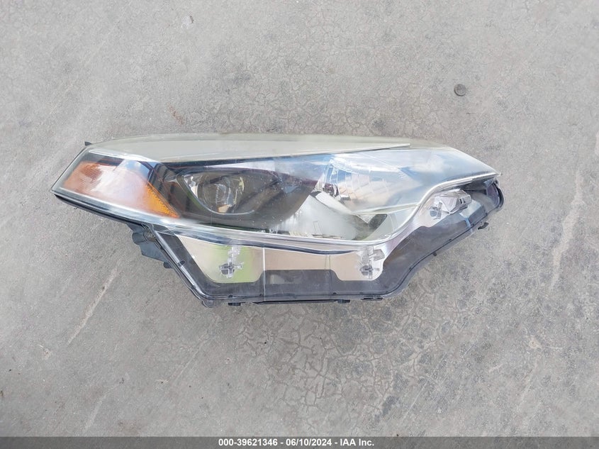 2015 Toyota Corolla L VIN: 5YFBURHE3FP364364 Lot: 39621346