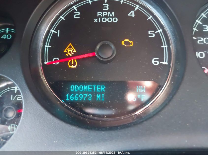 2009 Chevrolet Tahoe Lt1 VIN: 1GNFK23039R272392 Lot: 39621352