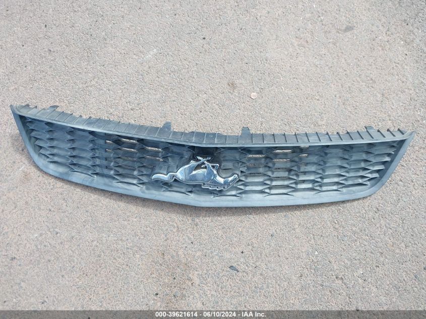 2011 Ford Mustang V6 Premium VIN: 1ZVBP8AM8B5106610 Lot: 39621614