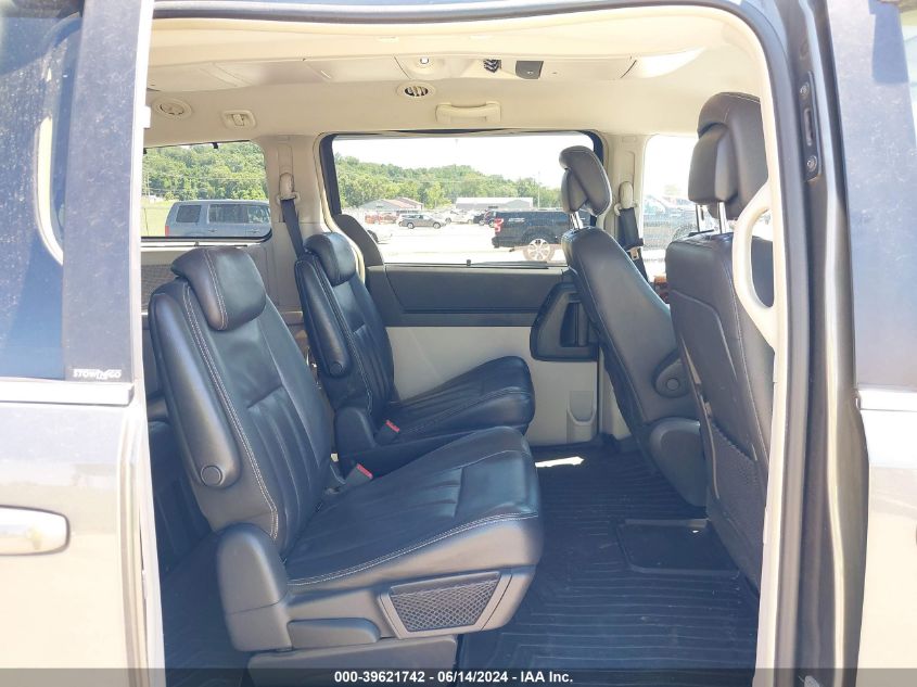 2010 Chrysler Town & Country Touring Plus VIN: 2A4RR8D16AR321220 Lot: 39621742