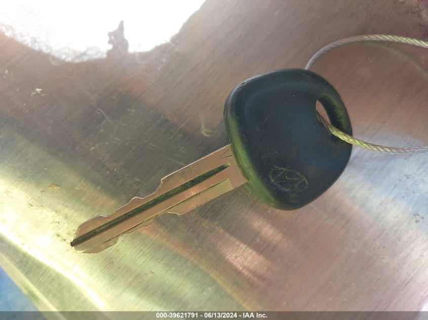 2010 Hyundai Accent Gls VIN: KMHCN4AC5AU483294 Lot: 39621791