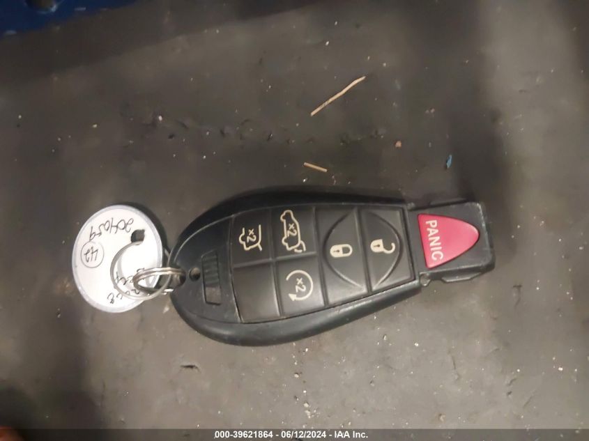 2008 Jeep Commander Overland VIN: 1J8HG68288C182685 Lot: 39621864