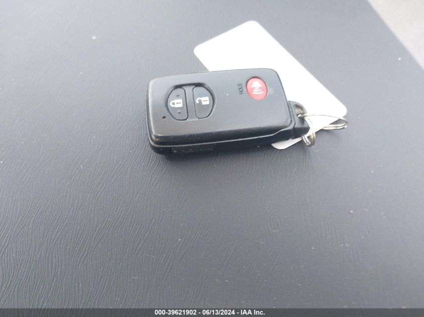 2013 Toyota Prius Two VIN: JTDKN3DU7D1658746 Lot: 39621902