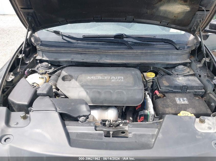 2014 Jeep Cherokee Latitude VIN: 1C4PJLCB2EW300024 Lot: 39621962