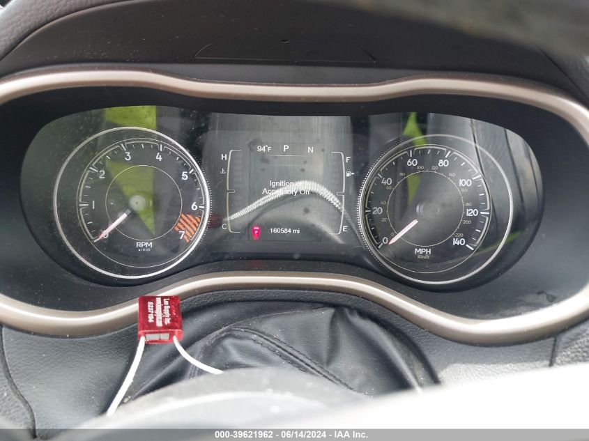 2014 Jeep Cherokee Latitude VIN: 1C4PJLCB2EW300024 Lot: 39621962