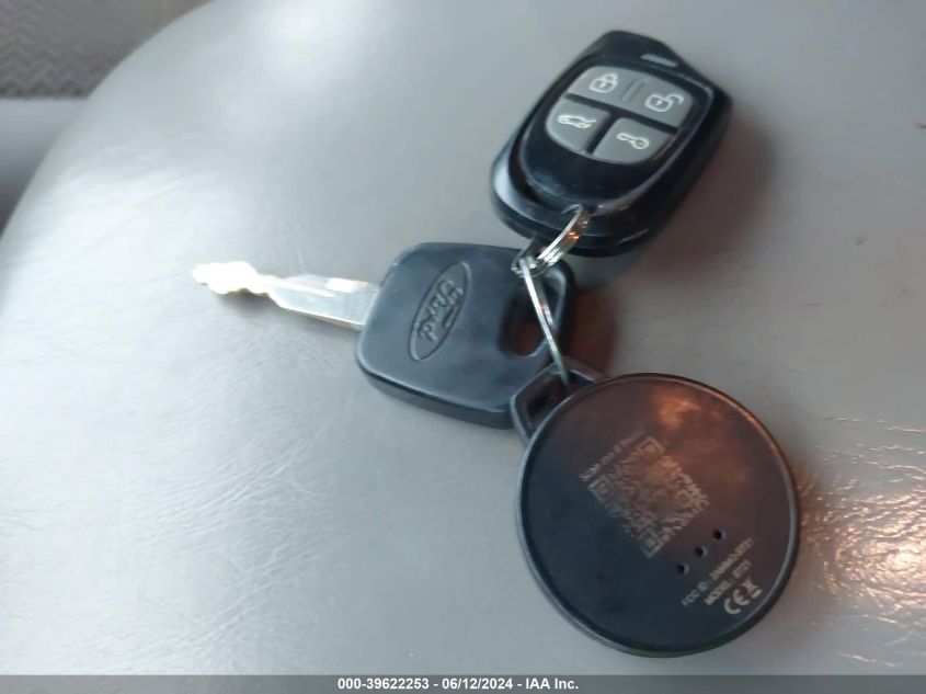 2002 Ford F-150 Lariat/Xlt VIN: 1FTRW08L82KD77154 Lot: 39622253