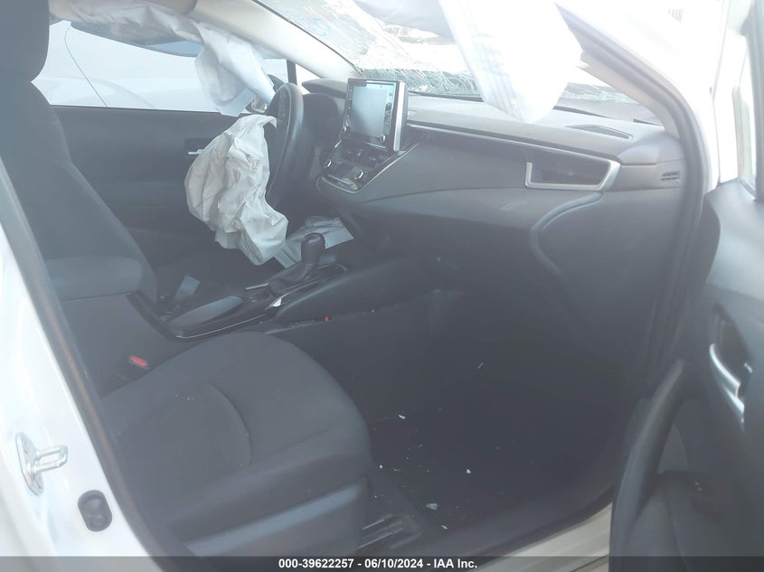 2020 TOYOTA COROLLA LE - 5YFEPRAE2LP145485