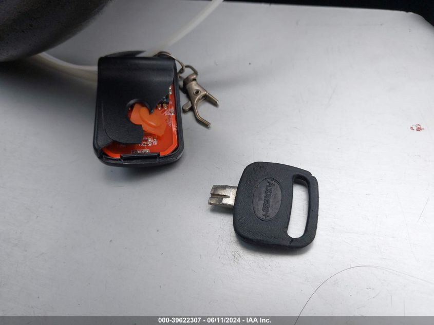 2003 Toyota Corolla Ce VIN: JTDBR32E830034992 Lot: 39622307