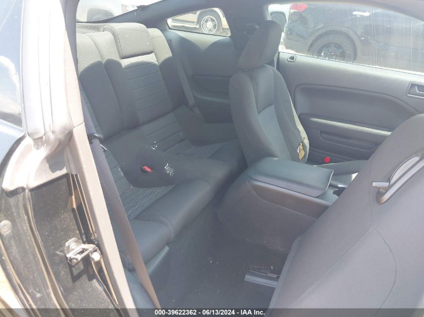 2007 Ford Mustang Gt Deluxe/Gt Premium VIN: 1ZVFT82H975306160 Lot: 39622362