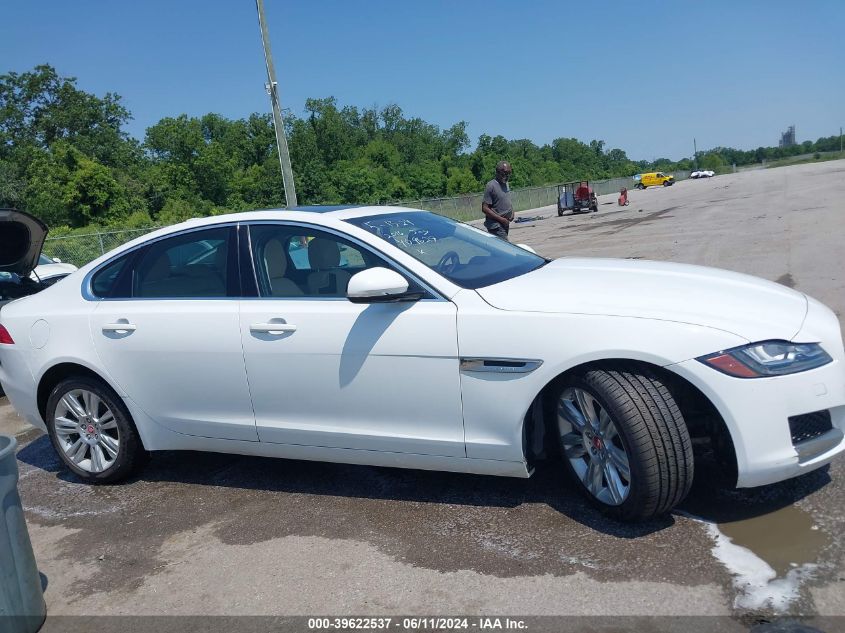 2016 Jaguar Xf 35T Premium VIN: SAJBD4BV5GCY09629 Lot: 39622537