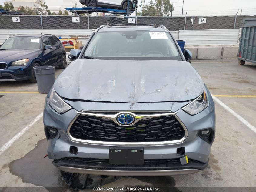 2024 Toyota Highlander Hybrid Platinum VIN: 5TDEBRCH7RS603351 Lot: 39622650