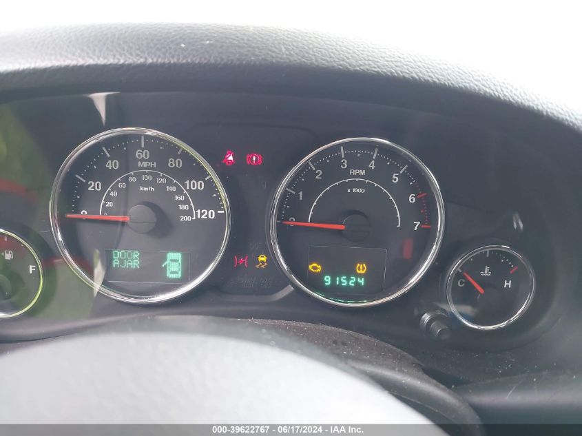 2013 Jeep Wrangler Sahara VIN: 1C4AJWBG5DL563354 Lot: 39622767