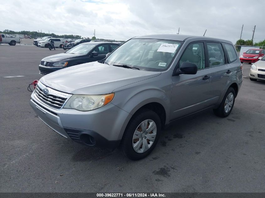 2010 Subaru Forester 2.5X VIN: JF2SH6ACXAG727301 Lot: 39622771