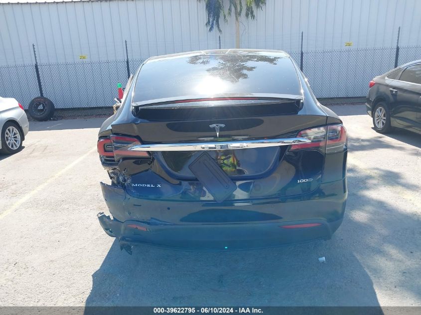 2018 Tesla Model X 100D/75D/P100D VIN: 5YJXCAE21JF115716 Lot: 39622795