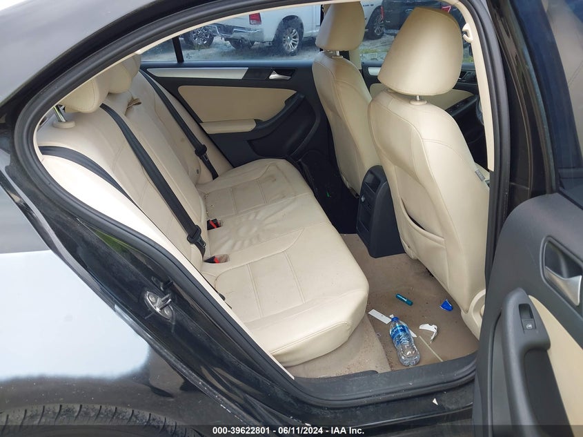 2012 Volkswagen Jetta 2.0L Tdi VIN: 3VWLL7AJ5CM322894 Lot: 39622801