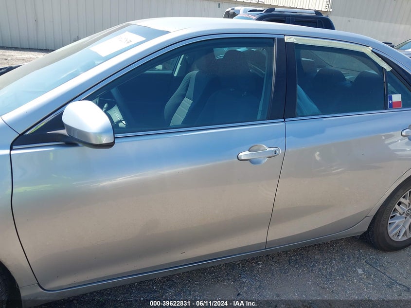 2016 Toyota Camry Le VIN: 4T1BF1FK8GU239543 Lot: 39622831