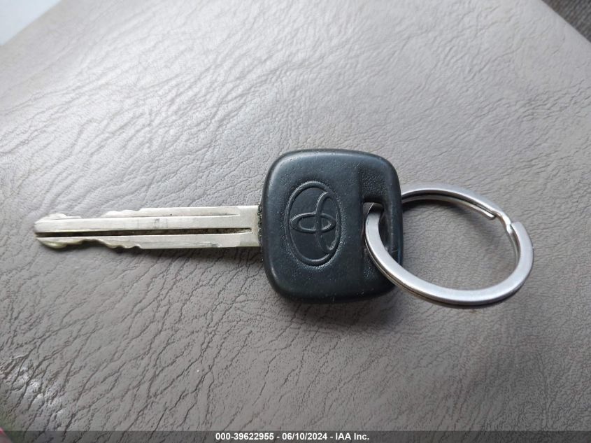 2003 Toyota Camry Le VIN: 4T1BE32K93U118776 Lot: 39622955