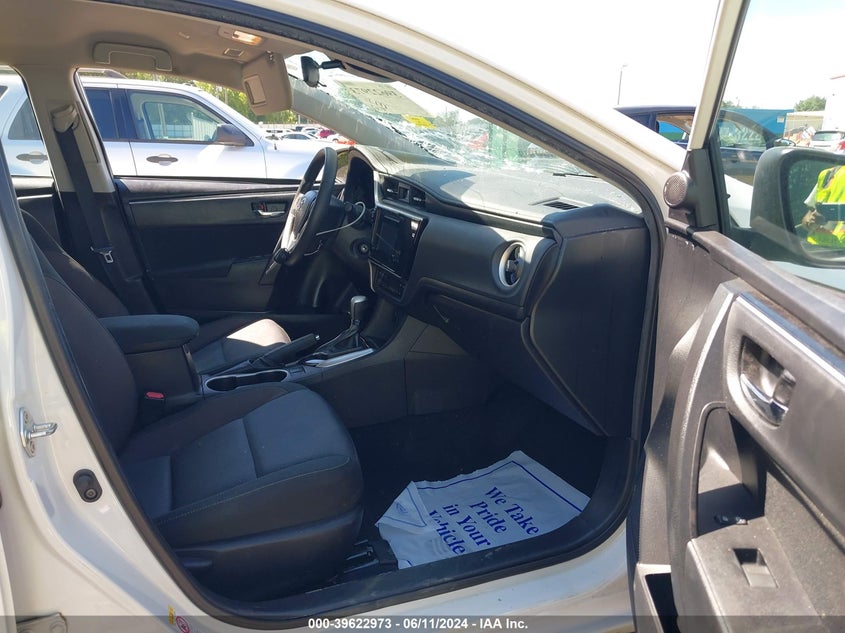 2019 TOYOTA COROLLA LE - 5YFBURHE1KP887117