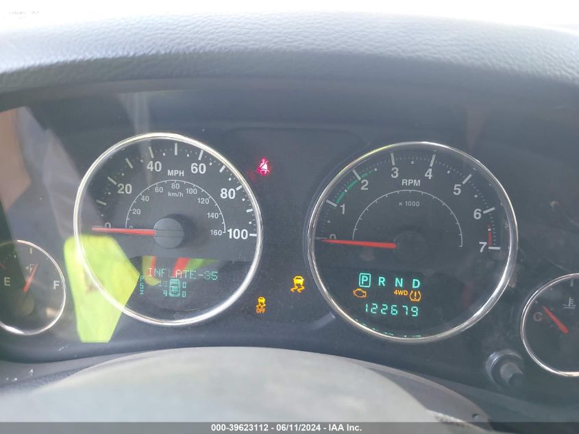 2013 Jeep Wrangler Moab VIN: 1C4GJWBG4DL590250 Lot: 39623112