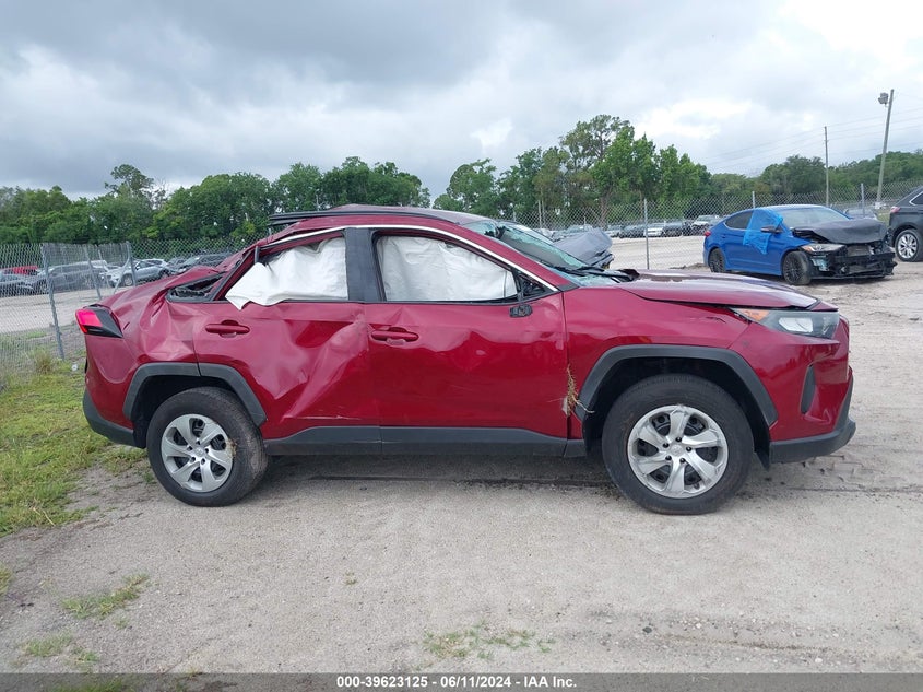 VIN 2T3H1RFV7MW141219 2021 TOYOTA RAV4 LE