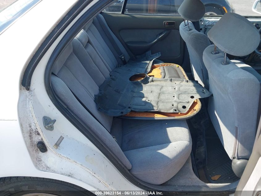 1995 Toyota Camry Le VIN: 4T1SK12E7SU884575 Lot: 39623154