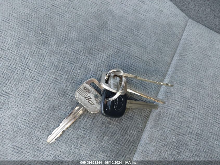 2003 Toyota Corolla Ce VIN: 1NXBR32E93Z042930 Lot: 39623244