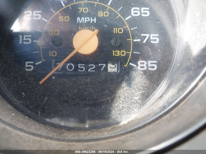 1986 Chevrolet C20 VIN: 1GCGC24M8GJ110149 Lot: 39623256