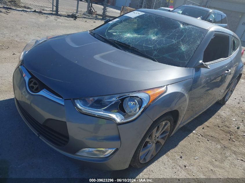 2017 Hyundai Veloster VIN: KMHTC6AD4HU306157 Lot: 39623296