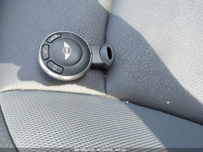 2010 Mini Cooper S VIN: WMWMF7C54ATX41183 Lot: 39623339