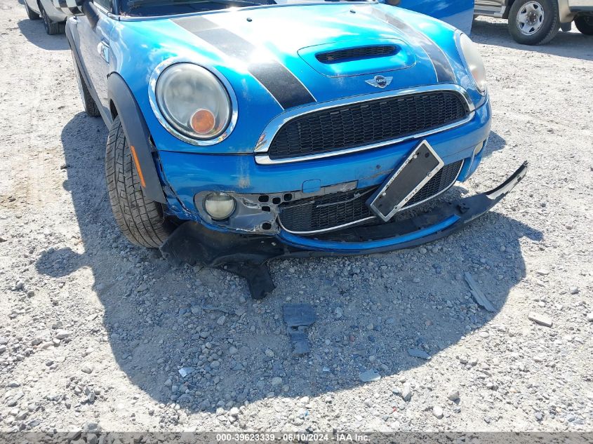 2010 Mini Cooper S VIN: WMWMF7C54ATX41183 Lot: 39623339