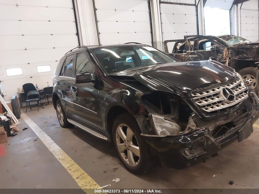 2011 Mercedes-Benz Ml 350 4Matic VIN: 4JGBB8GBXBA710444 Lot: 39623373