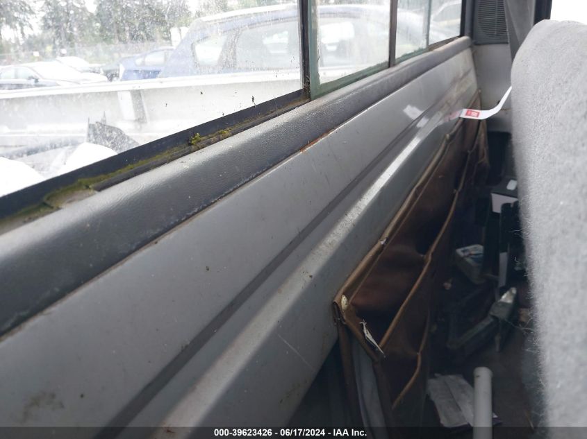 1990 Chevrolet Gmt-400 C1500 VIN: 2GCEC14Z8L1151284 Lot: 39623426