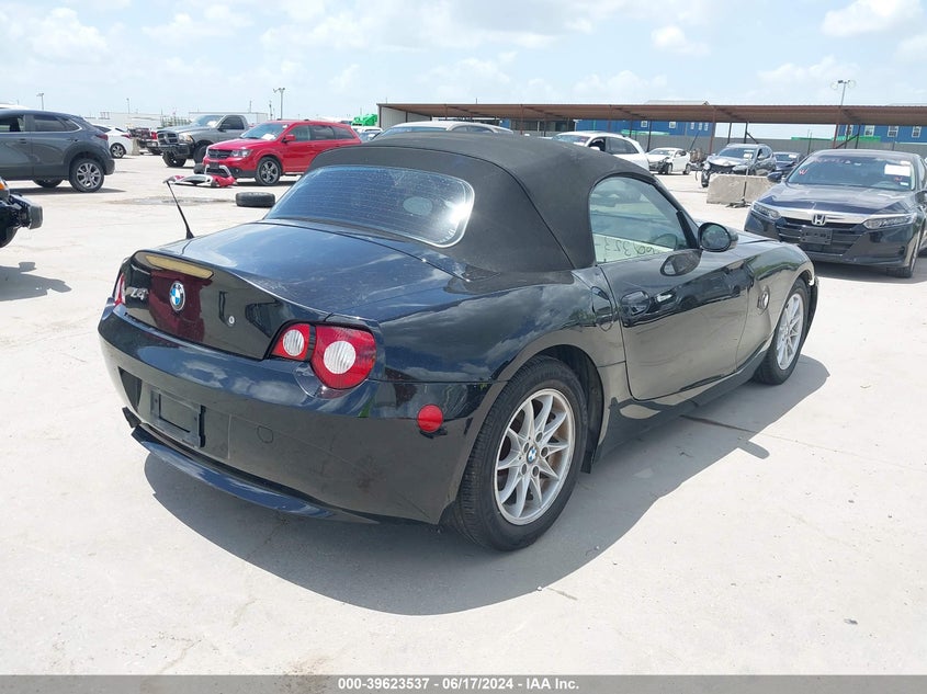 2005 BMW Z4 2.5I VIN: 4USBT33565LS58578 Lot: 39623537