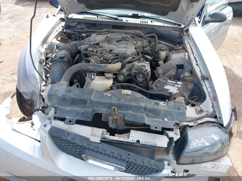 2000 Ford Mustang VIN: 1FAFP4446YF155516 Lot: 39623576