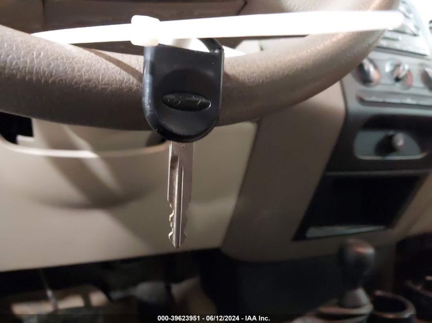 2005 Ford F-150 Stx/Xl/Xlt VIN: 1FTRX14W45NA18454 Lot: 39623951